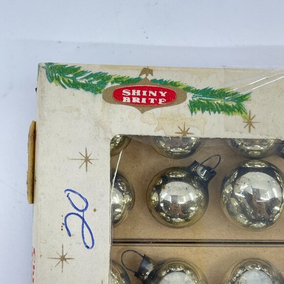 vintage miniature 15mm glass ornaments set of 24 silver In original box - Picture 2 of 7